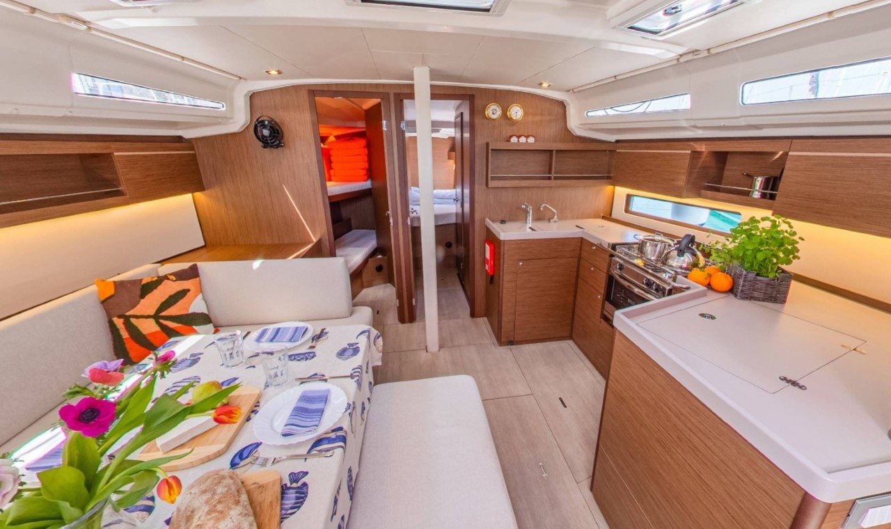 Oceanis 40.1, Starlight | Yacht Charter Croatia