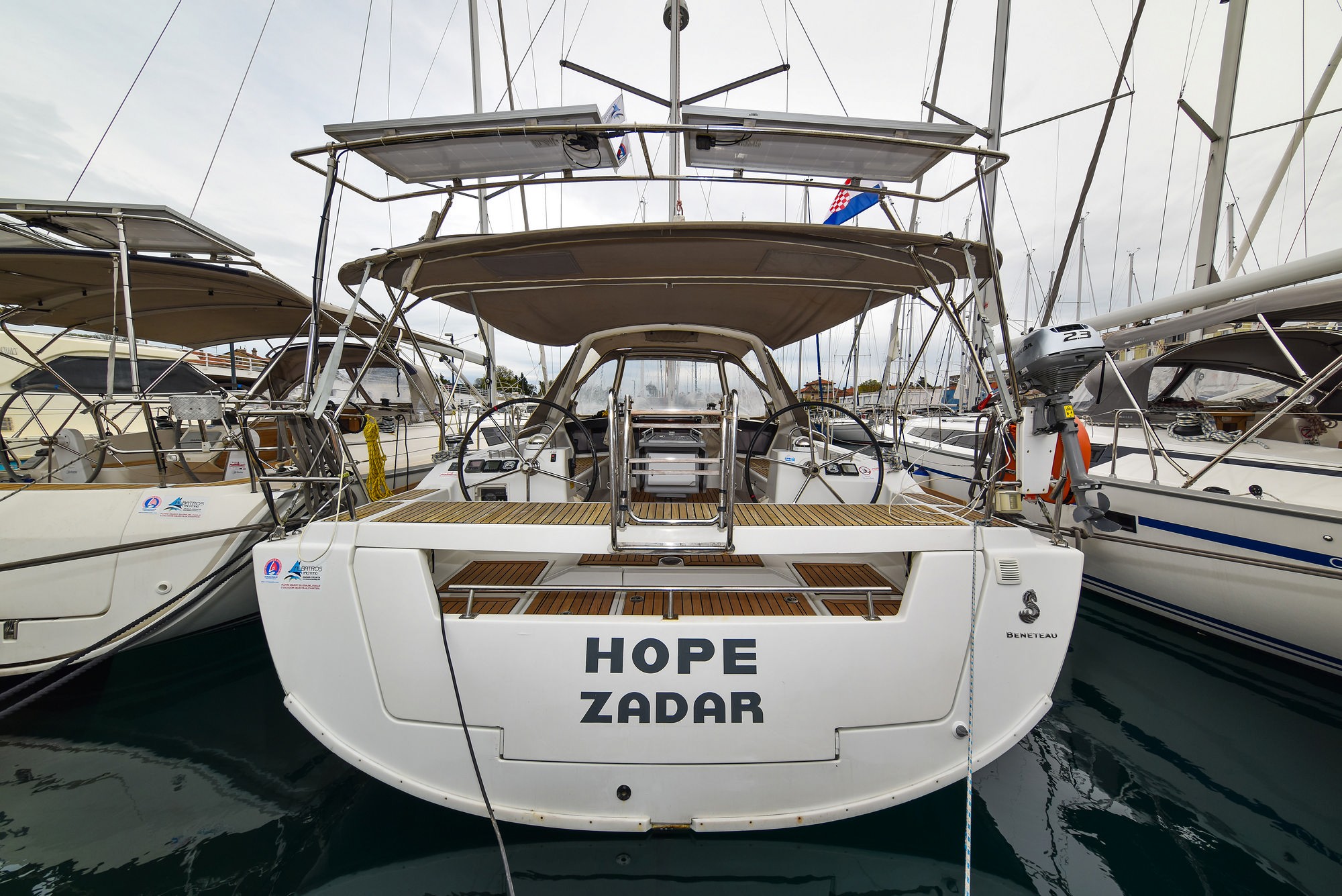 Oceanis 41, Hope | Yacht Charter Croatia