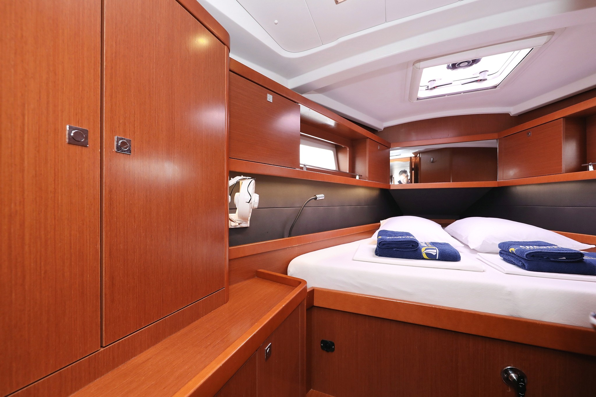 Oceanis 41, Zyntha | Yacht Charter Croatia