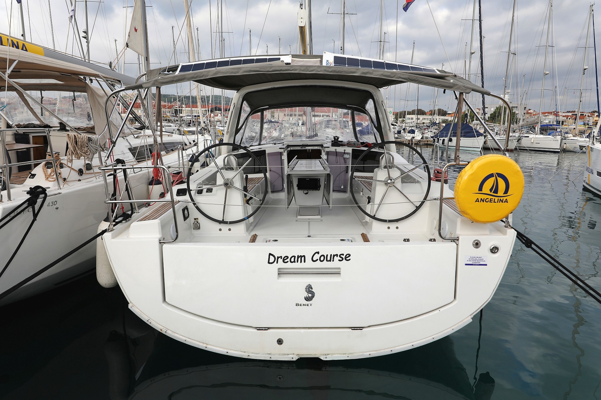 Oceanis 41.1, Dream Course | Yacht Charter Croatia