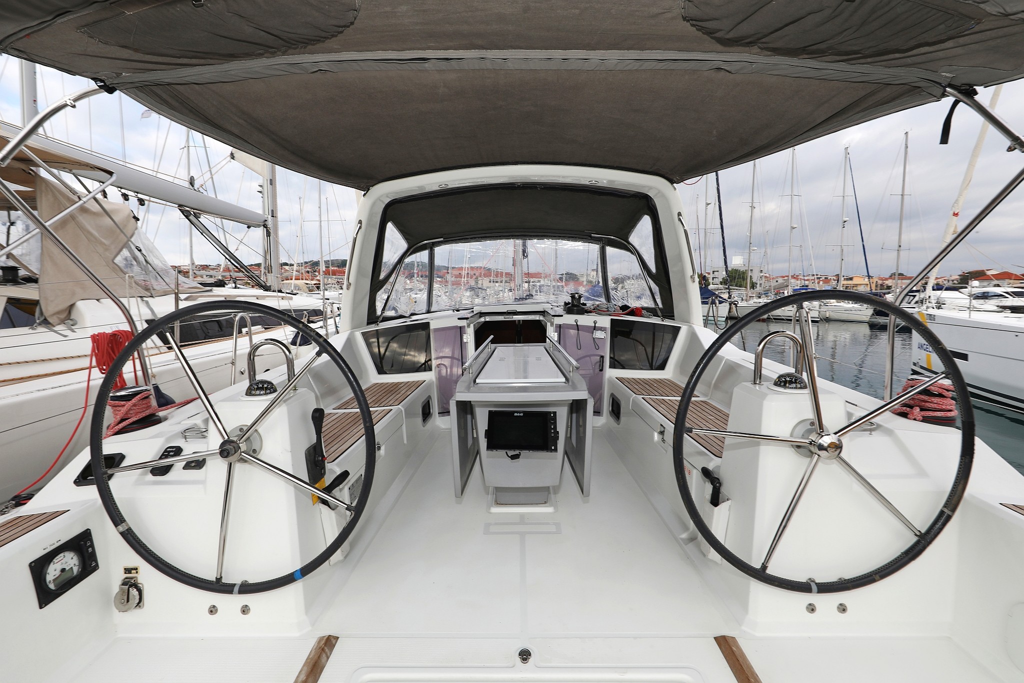 Oceanis 41.1, Dream Course | Yacht Charter Croatia