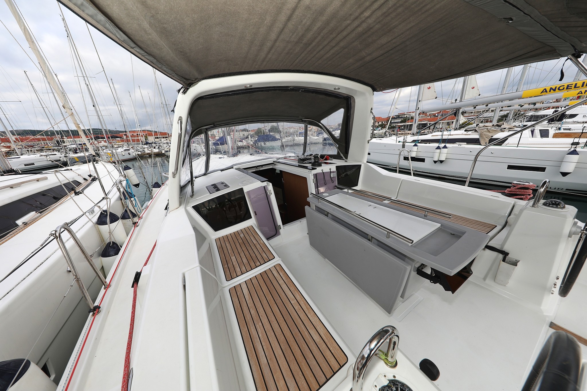 Oceanis 41.1, Dream Course | Yacht Charter Croatia