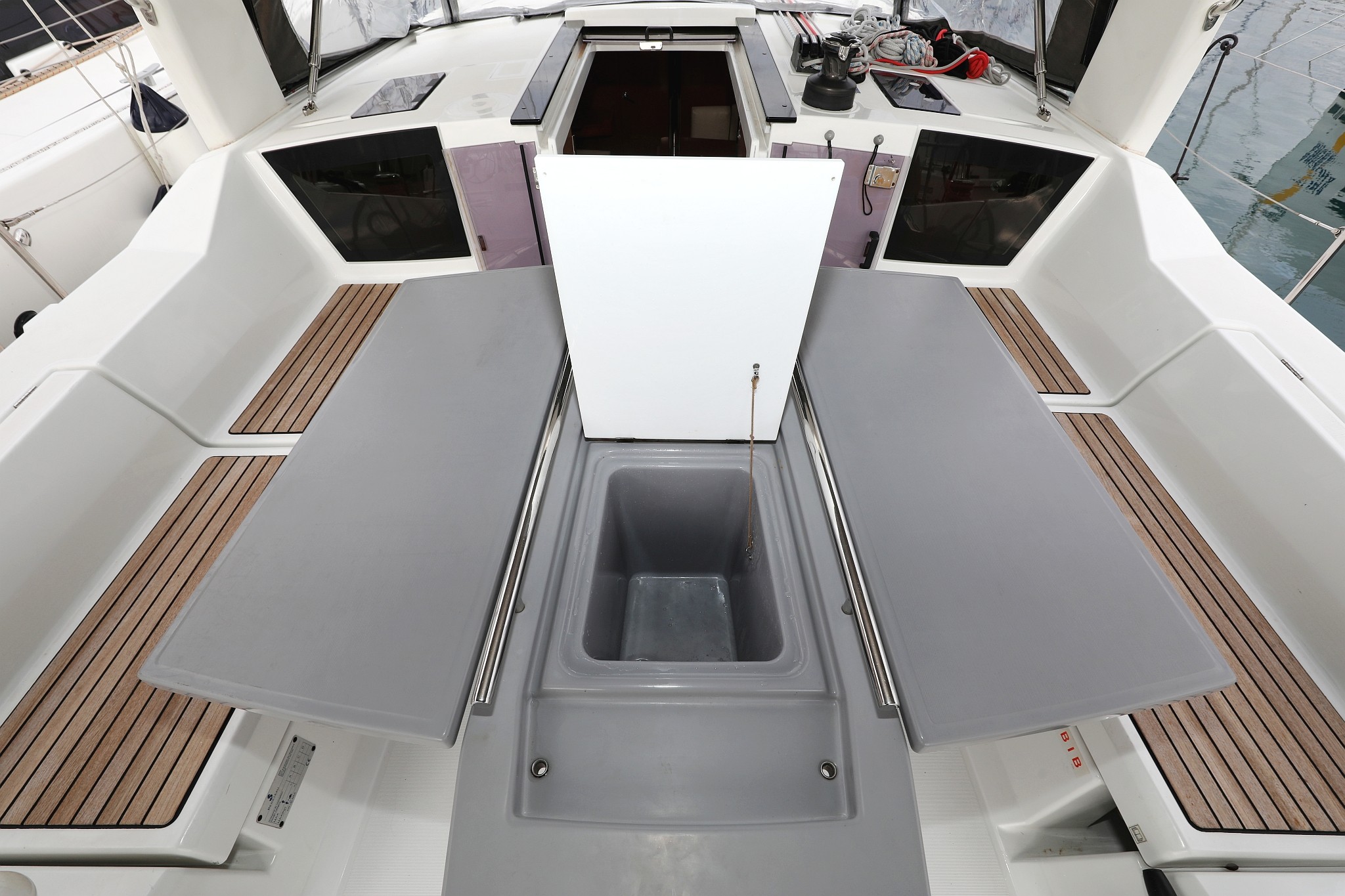 Oceanis 41.1, Dream Course | Yacht Charter Croatia