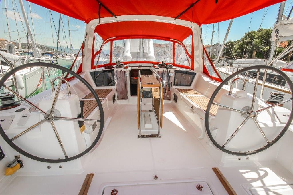 Oceanis 41.1, Porterusa | Yacht Charter Croatia