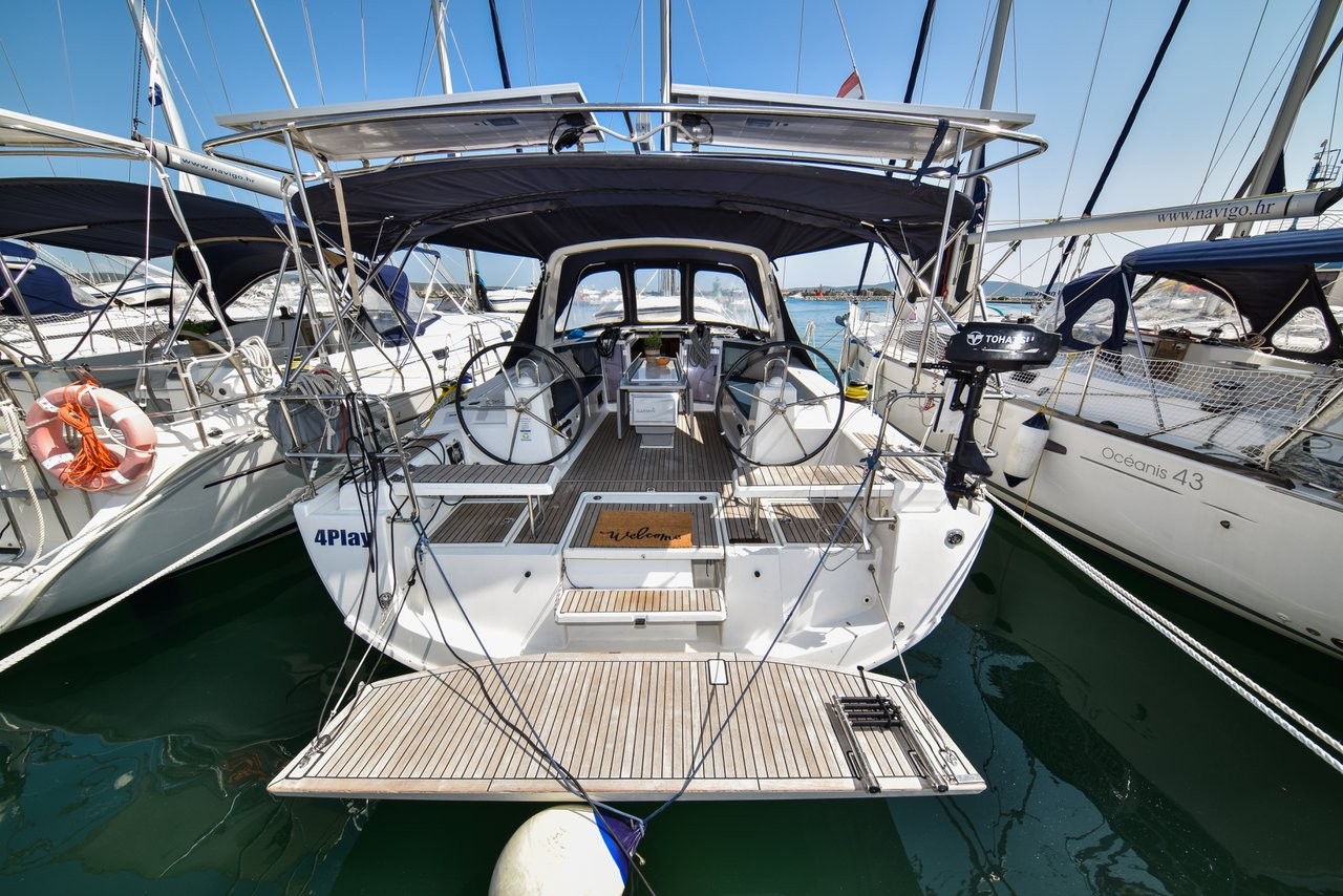 Oceanis 41.1, 4Play | Yacht Charter Croatia