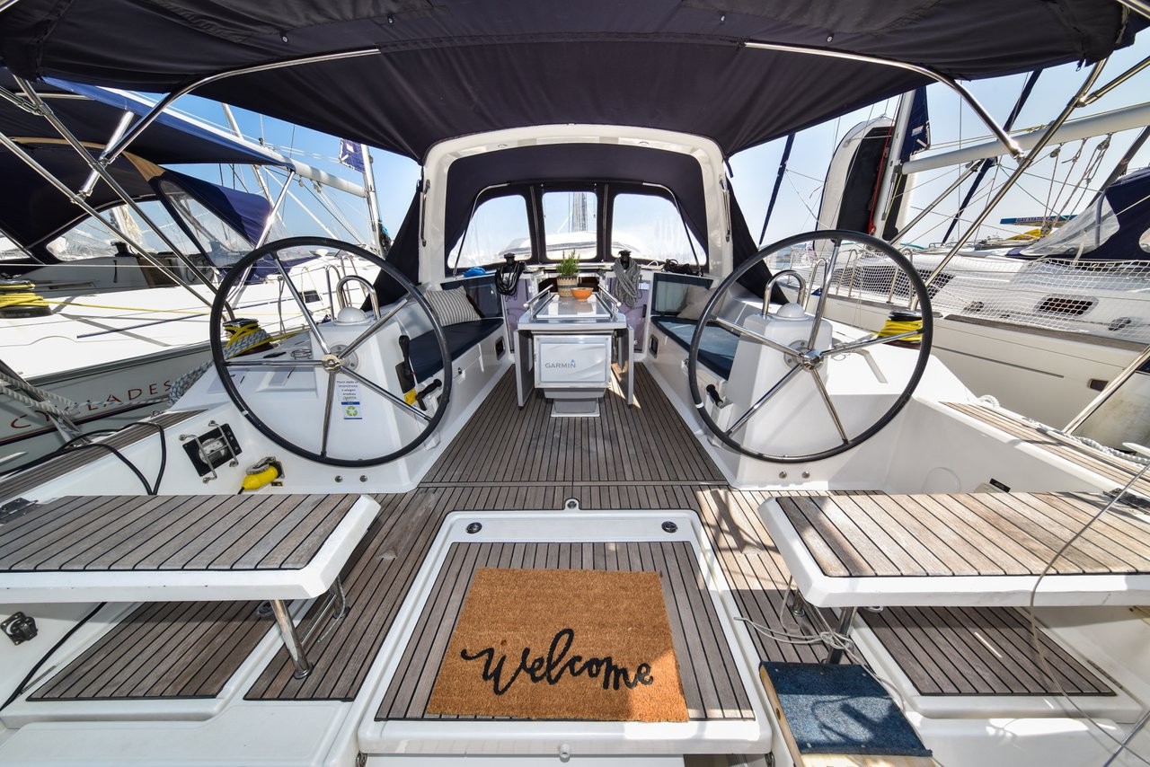 Oceanis 41.1, 4Play | Yacht Charter Croatia