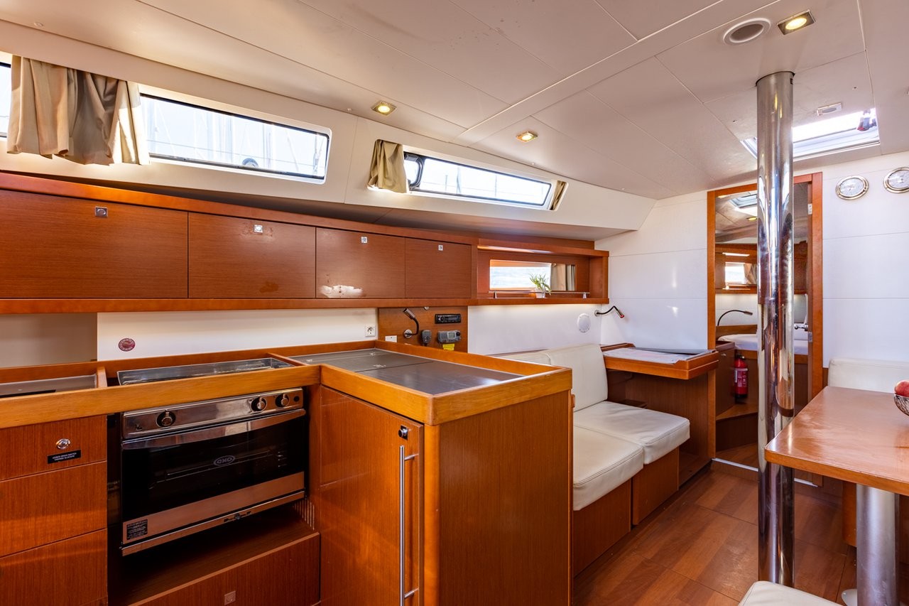 Oceanis 41.1, Buddy | Yacht Charter Croatia