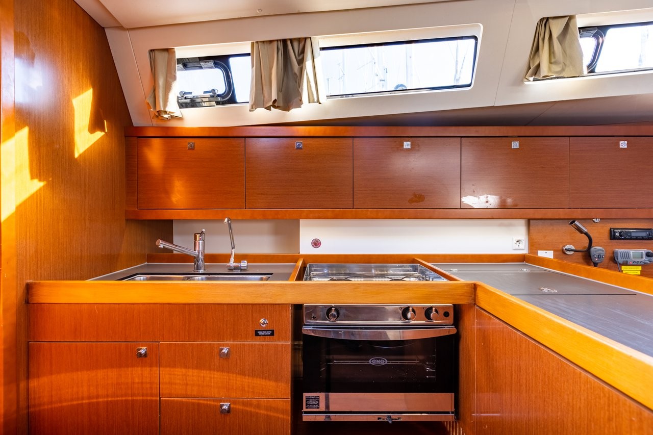 Oceanis 41.1, Buddy | Yacht Charter Croatia