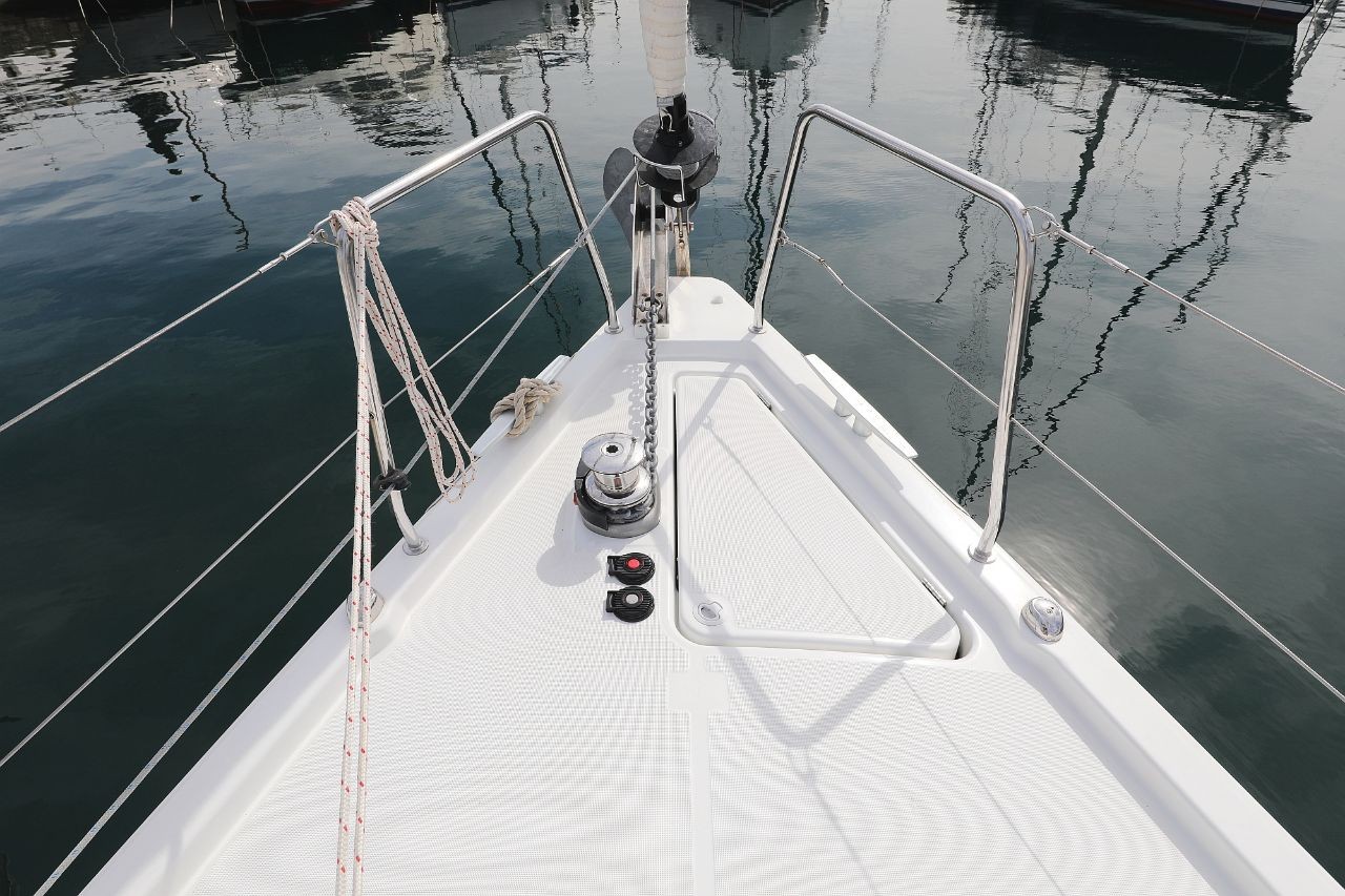 Oceanis 41.1, Seven | Yacht Charter Croatia