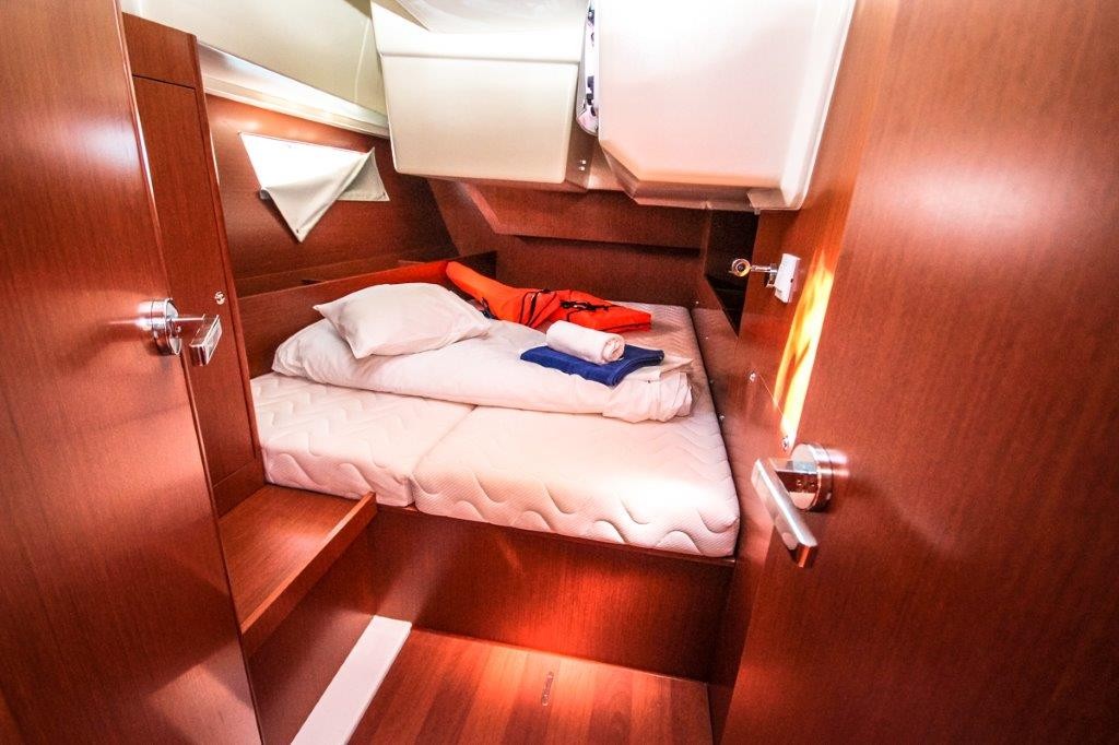 Oceanis 41.1, Porterusa | Yacht Charter Croatia