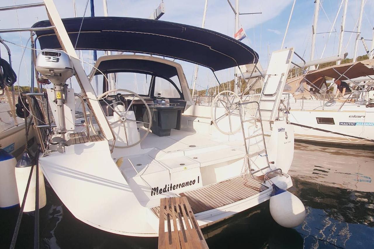 Oceanis 45, Mediterraneo | Yacht Charter Croatia