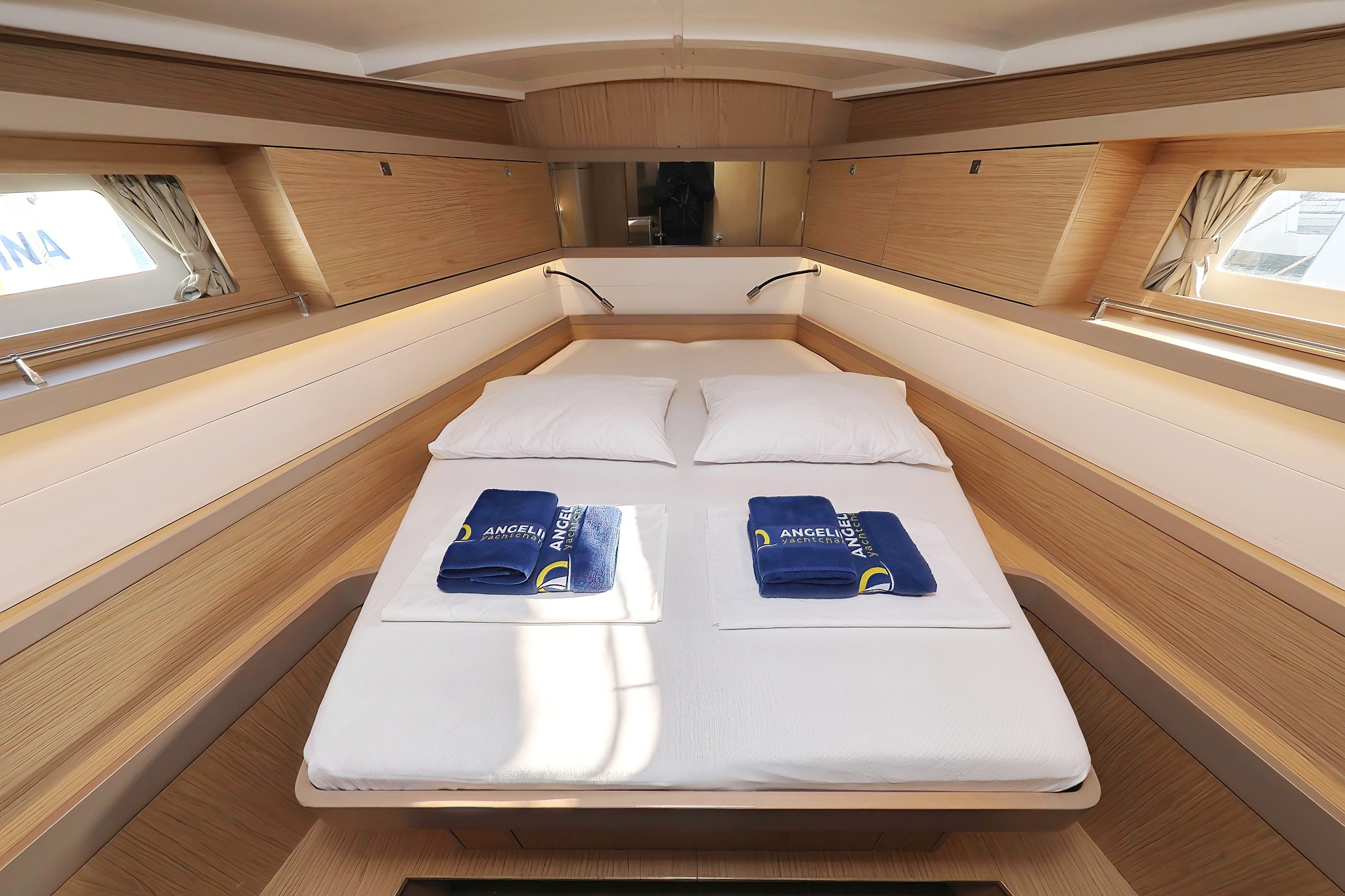 Oceanis 45, Barbarella | Yacht Charter Croatia