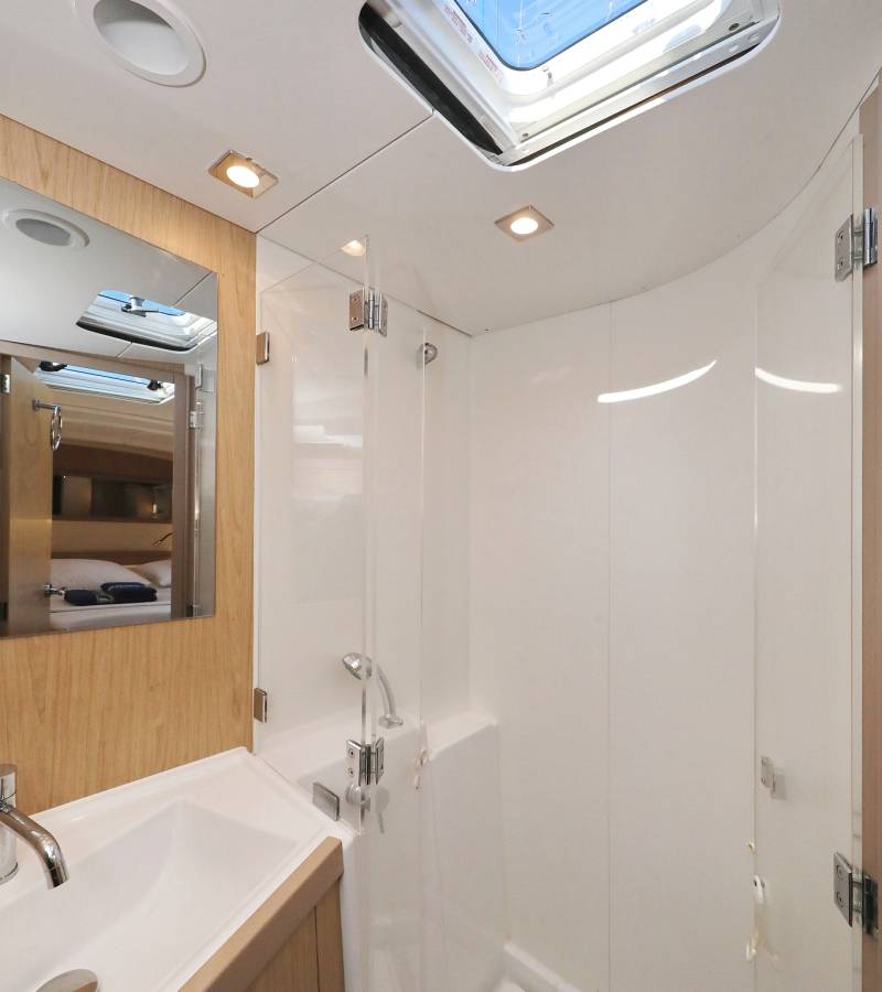 Oceanis 45, Barbarella | Yacht Charter Croatia