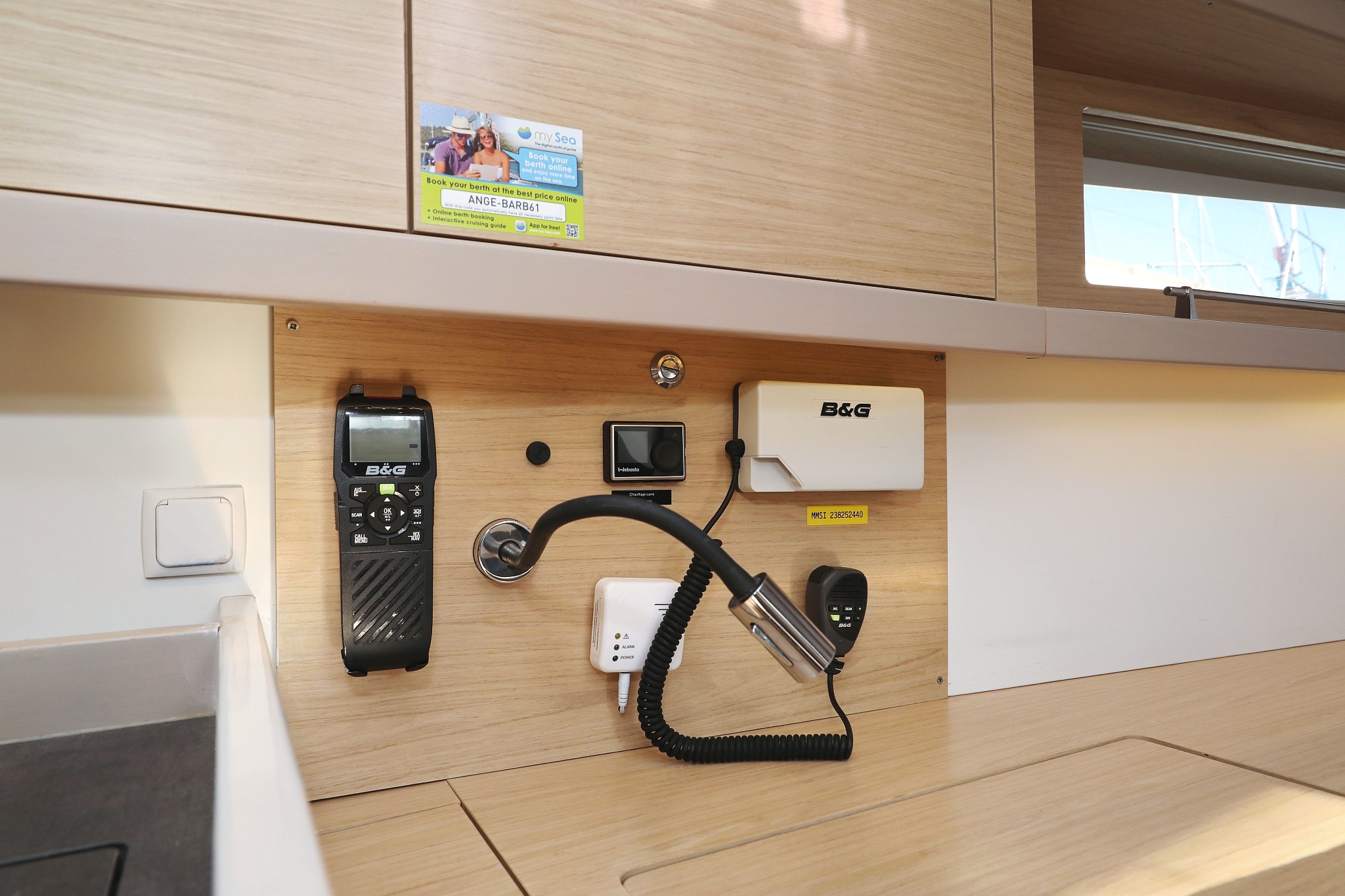 Oceanis 45, Barbarella | Yacht Charter Croatia