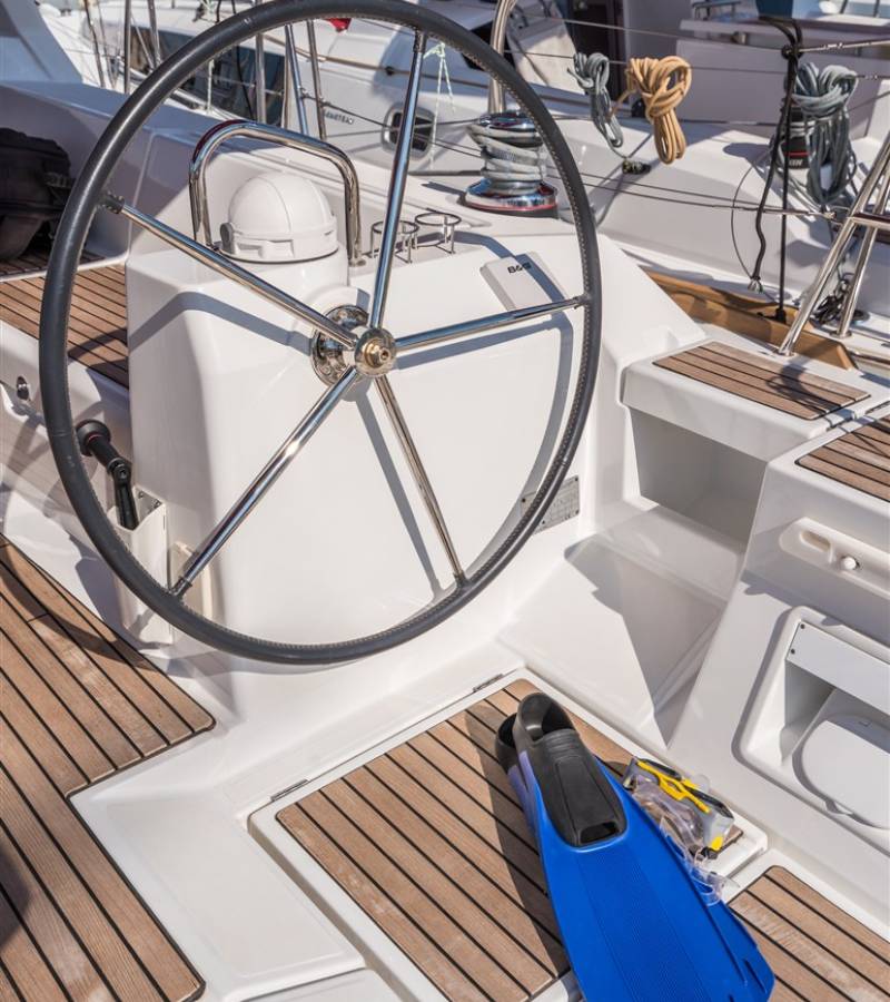 Oceanis 45, Zoa | Yacht Charter Croatia