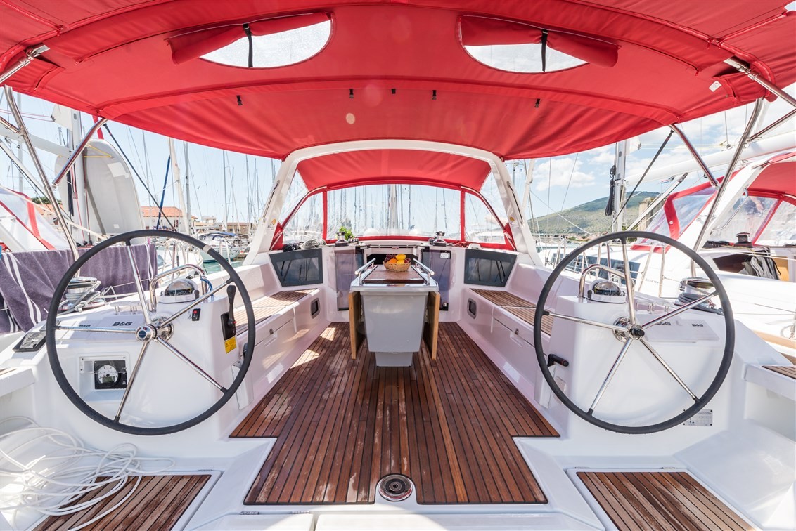 Oceanis 45, Mobula One | Yacht Charter Croatia