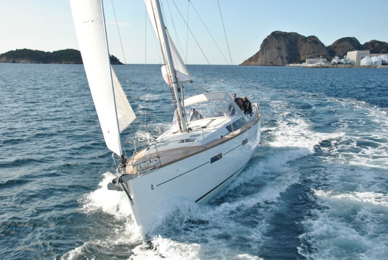 Oceanis 45, Lena | Yacht Charter Croatia