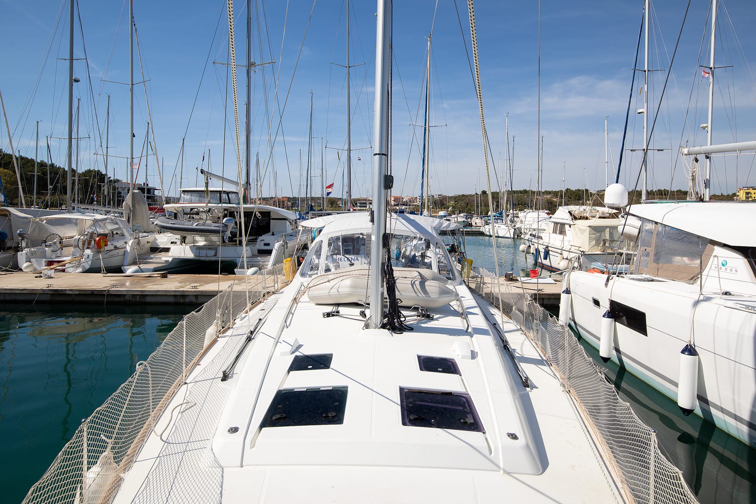 Oceanis 45, Mare Aeolos | Yacht Charter Croatia
