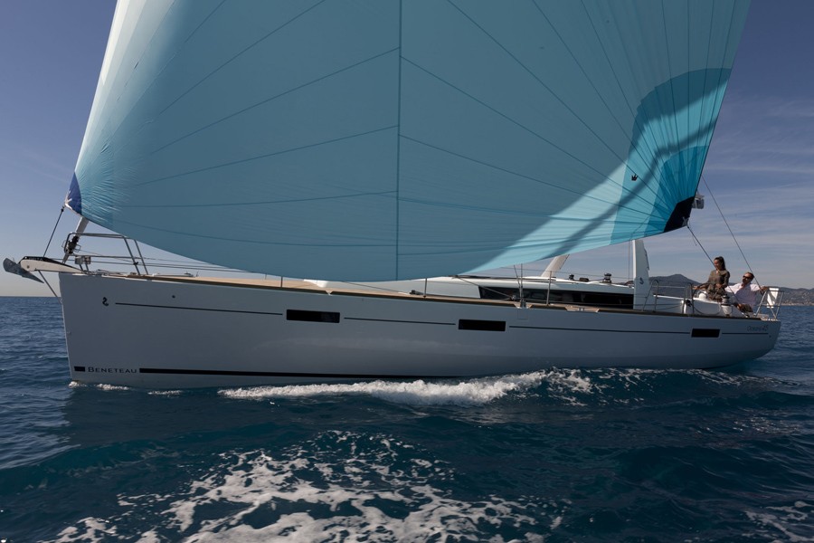 Oceanis 45, Neška II | Yacht Charter Croatia