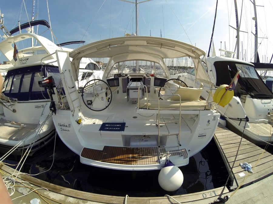 Oceanis 45, Neška II | Yacht Charter Croatia