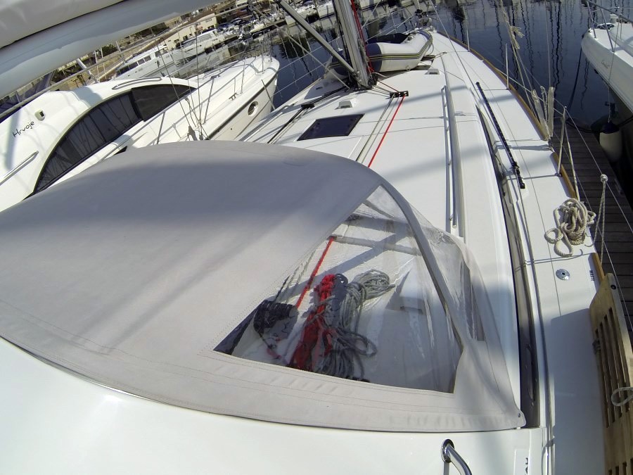 Oceanis 45, Neška II | Yacht Charter Croatia