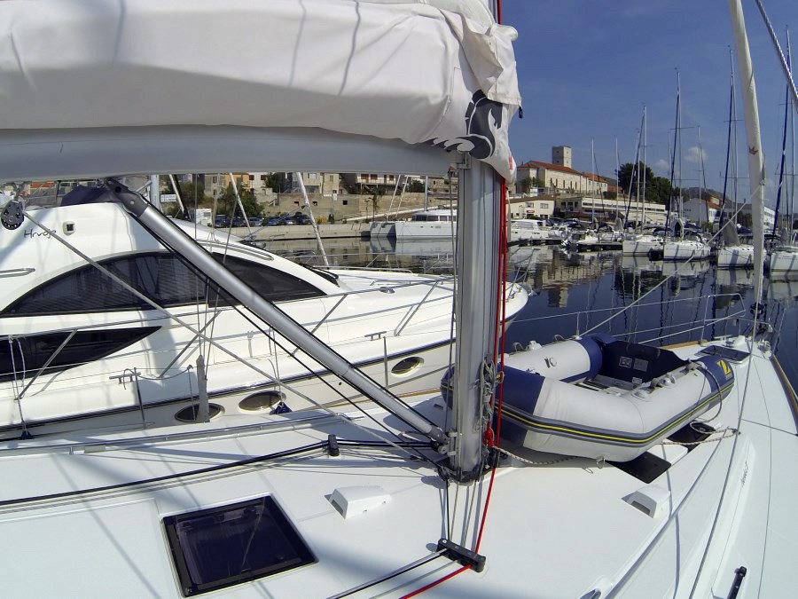 Oceanis 45, Neška II | Yacht Charter Croatia