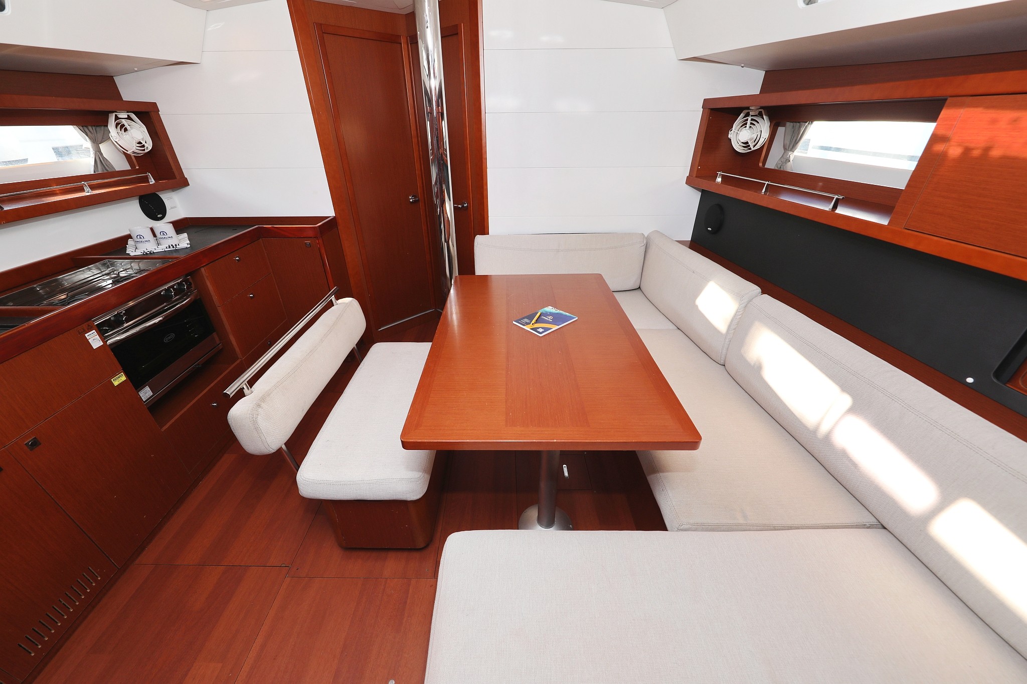 Oceanis 45, Barbarella II | Yacht Charter Croatia