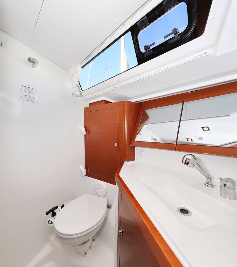 Oceanis 45, Barbarella II | Yacht Charter Croatia