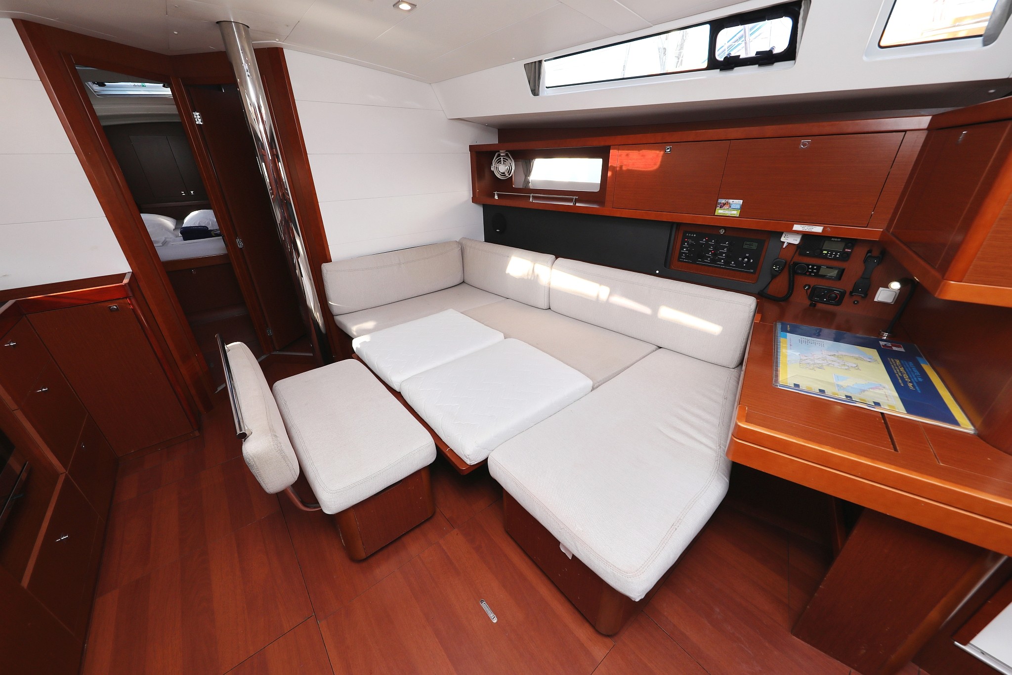 Oceanis 45, Barbarella II | Yacht Charter Croatia