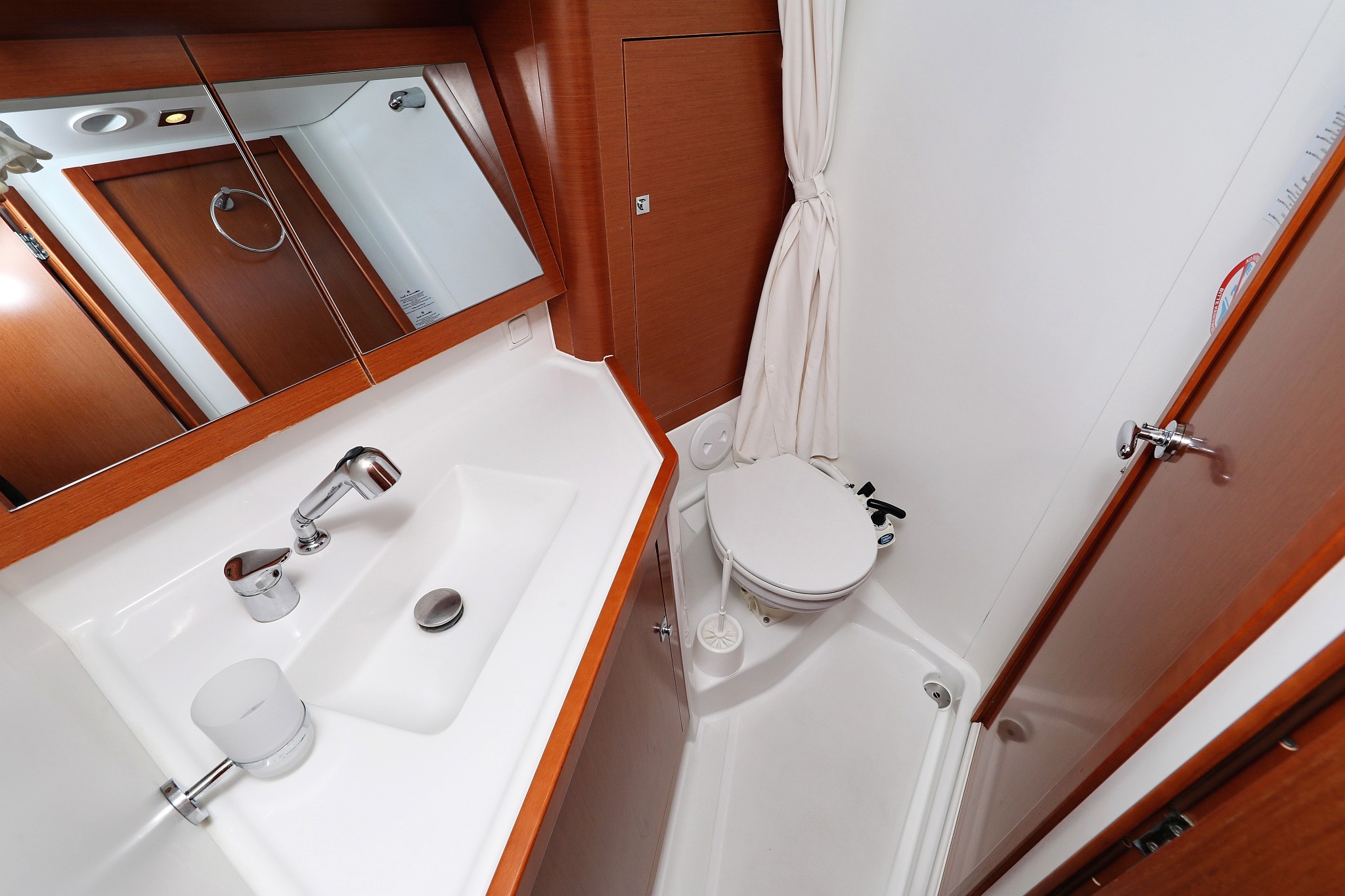 Oceanis 45, Zephyra | Yacht Charter Croatia