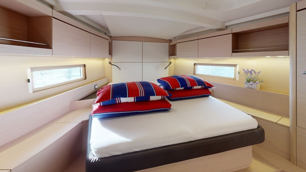 Oceanis 46.1, My Course | Yacht Charter Croatia