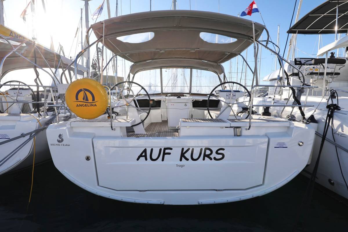 Oceanis 46.1, Auf Kurs | Yacht Charter Croatia