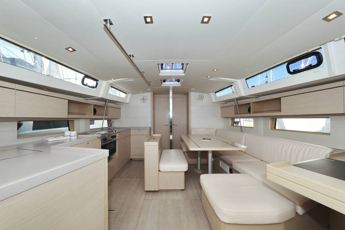 Oceanis 46.1, Auf Kurs | Yacht Charter Croatia