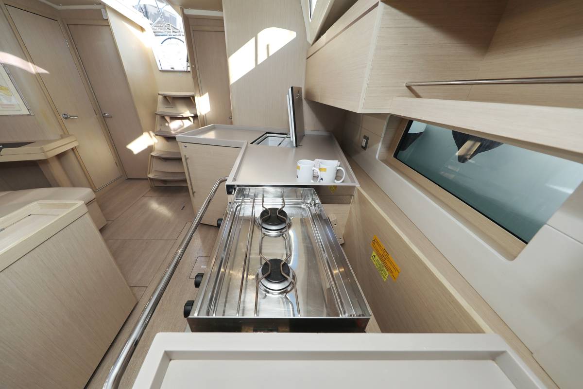 Oceanis 46.1, Auf Kurs | Yacht Charter Croatia