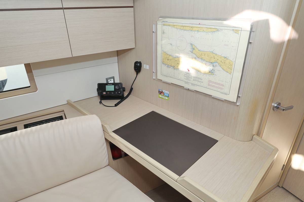 Oceanis 46.1, Auf Kurs | Yacht Charter Croatia