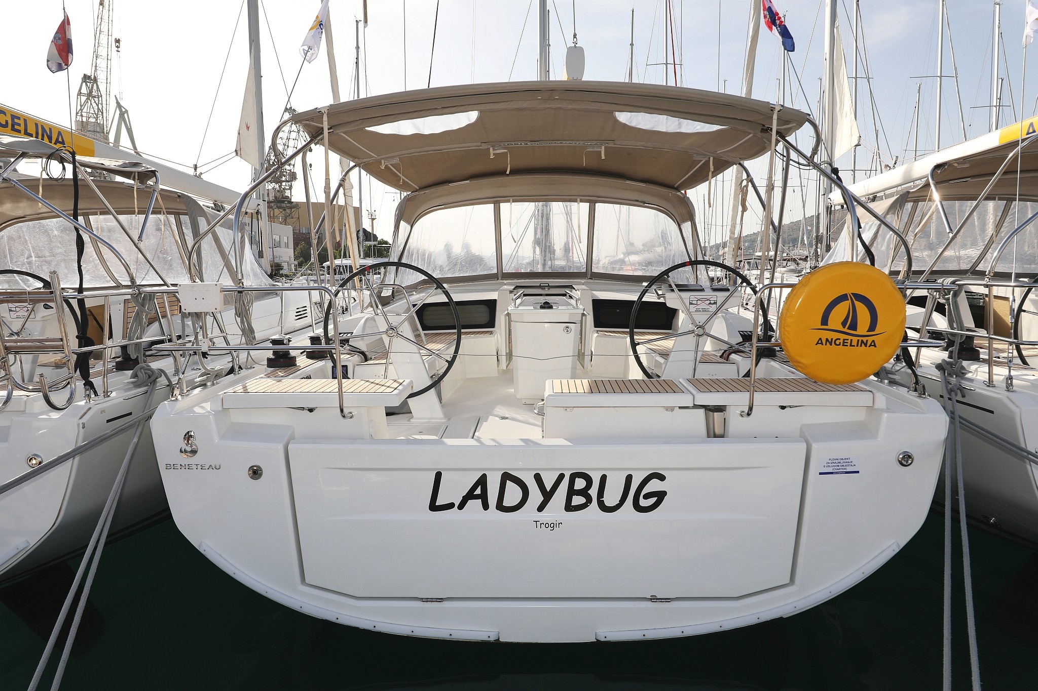 Oceanis 46.1, Ladybug | Noleggio di Yacht Croazia