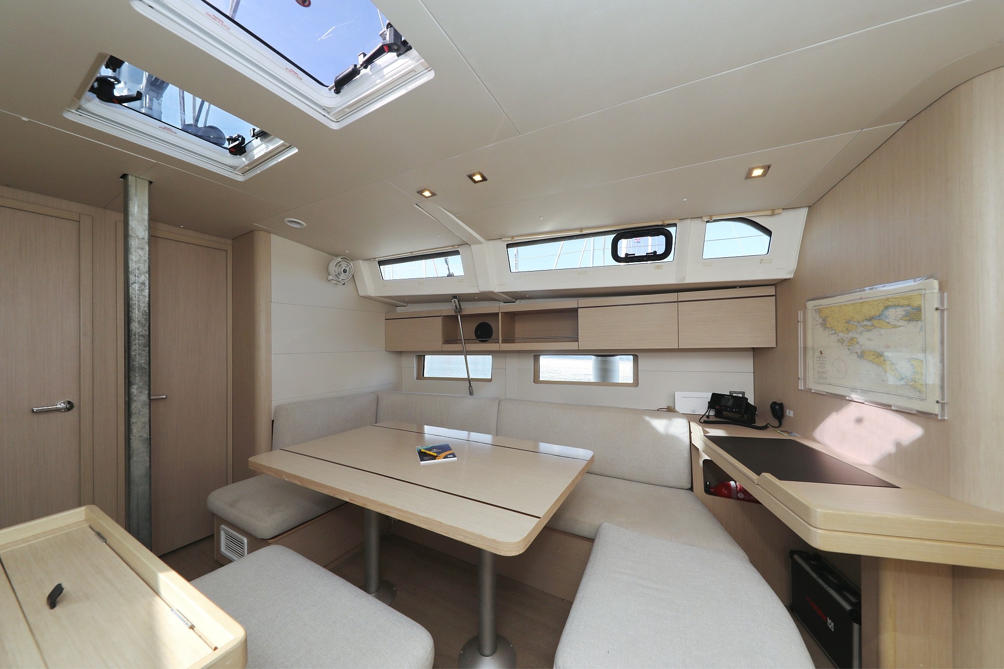 Oceanis 46.1, Ladybug | Noleggio di Yacht Croazia