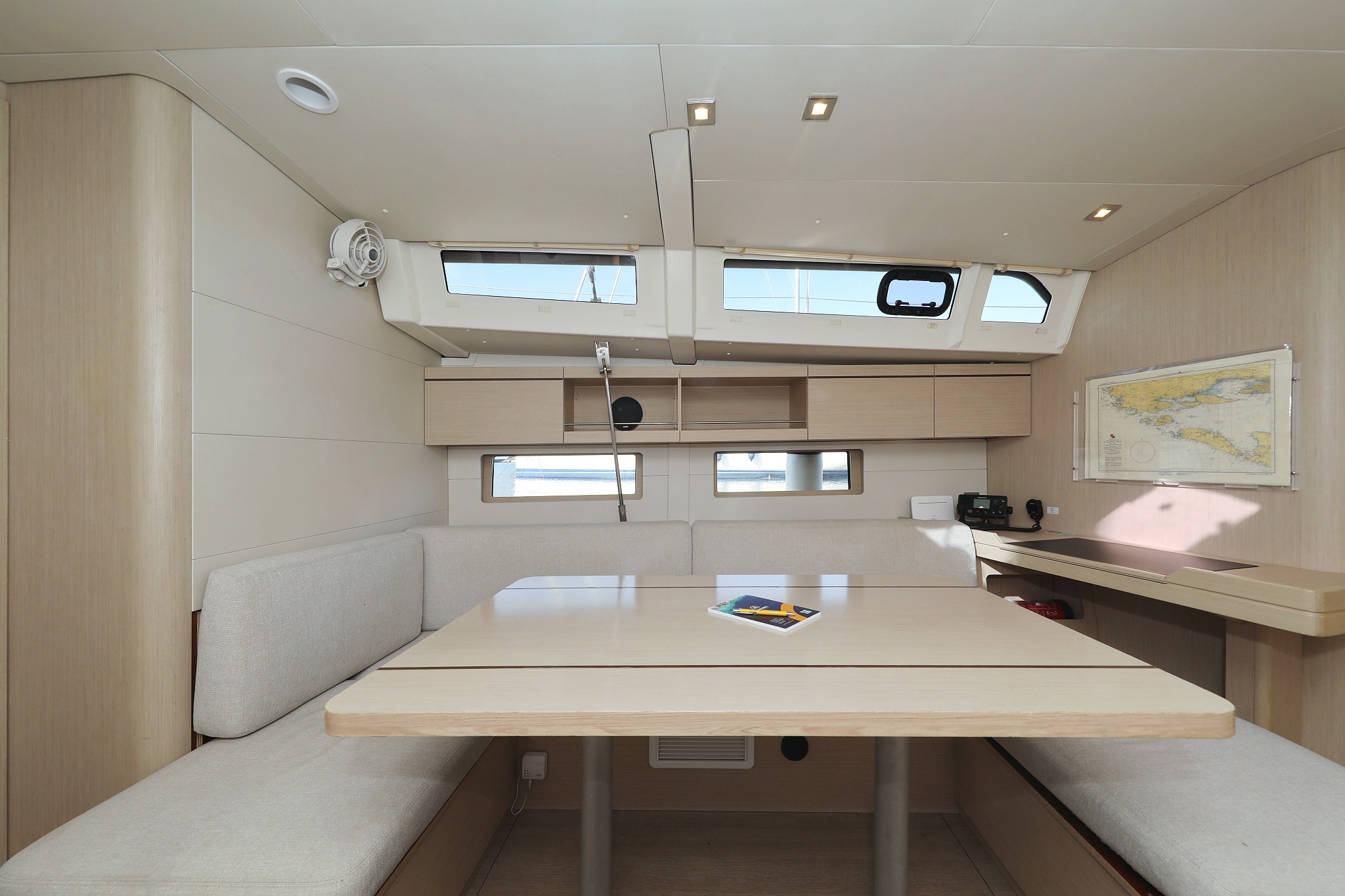 Oceanis 46.1, Ladybug | Noleggio di Yacht Croazia