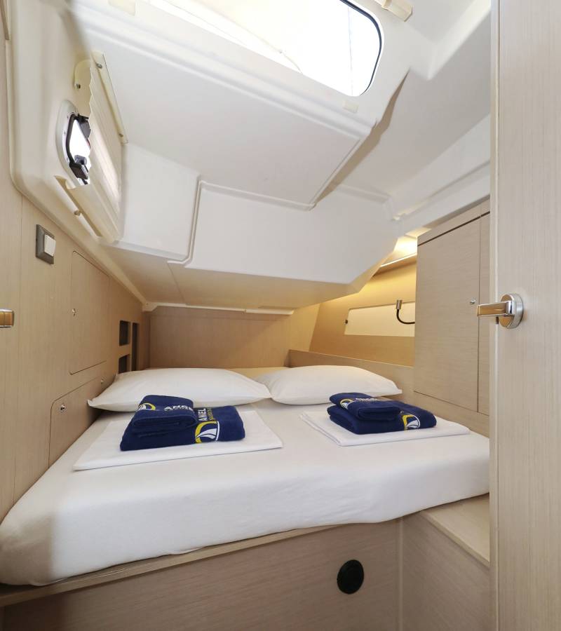 Oceanis 46.1, Ladybug | Yacht Charter Croatia