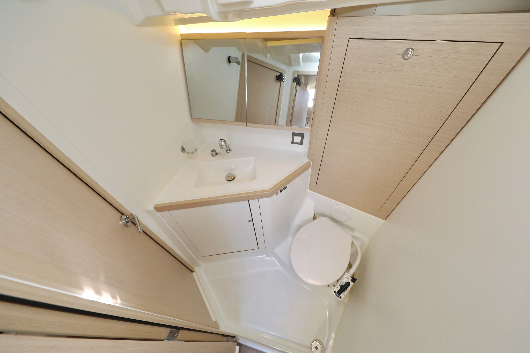 Oceanis 46.1, Ladybug | Noleggio di Yacht Croazia