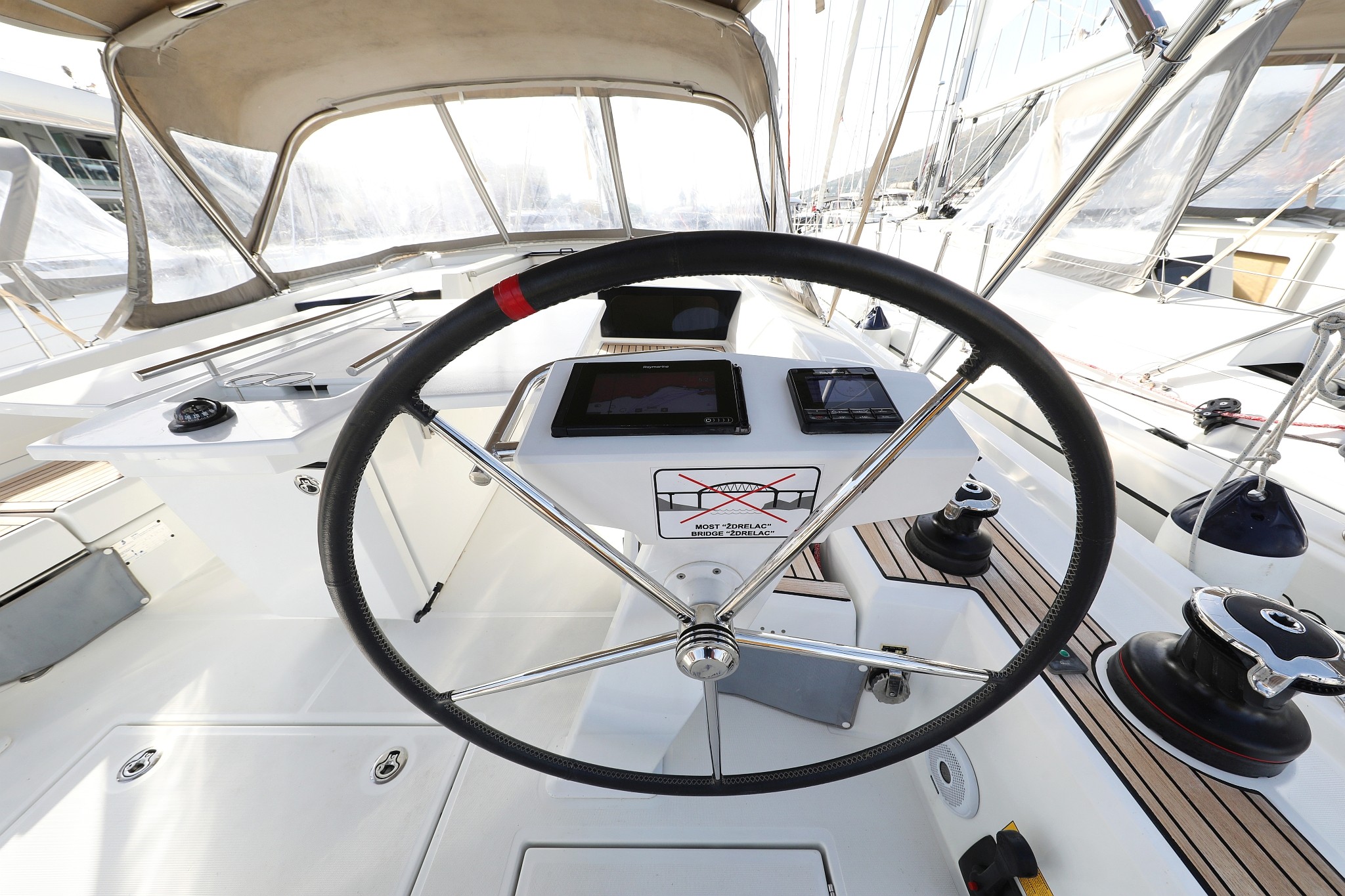Oceanis 46.1, Ladybug | Noleggio di Yacht Croazia