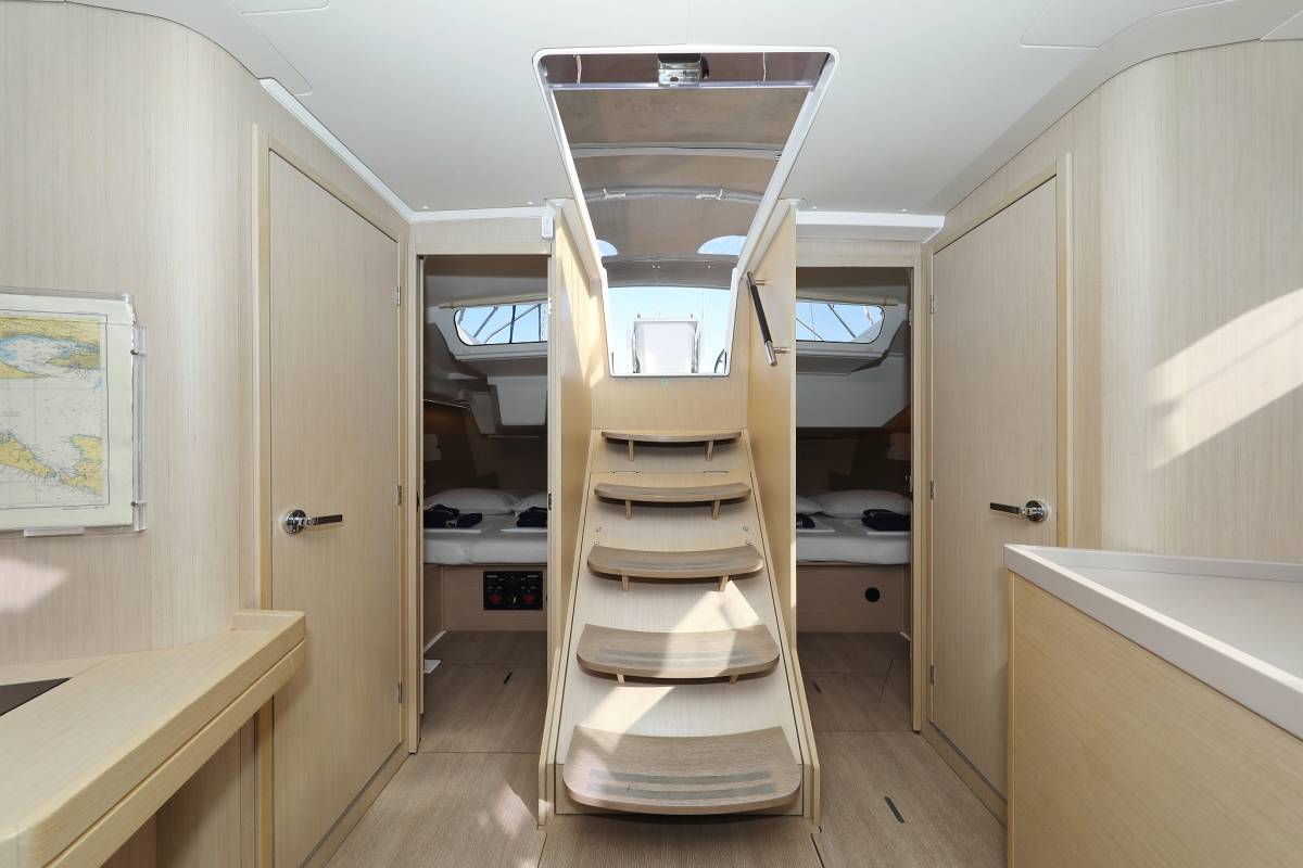 Oceanis 46.1, Lambda | Yacht Charter Croatia