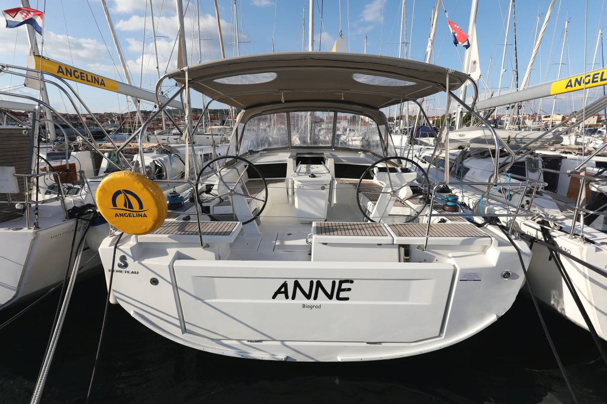 Oceanis 46.1, Anne | Yacht Charter Croatia