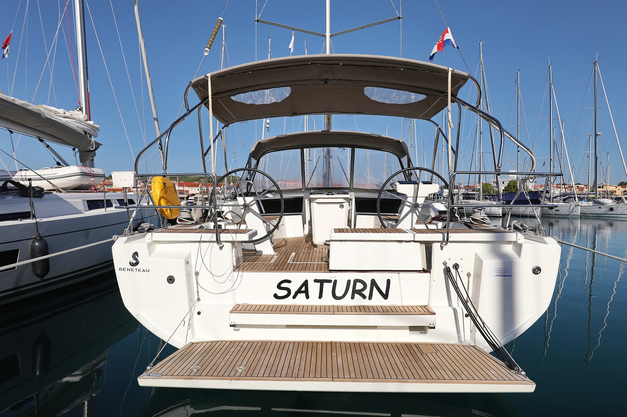 Oceanis 46.1, Saturn | Yacht Charter Croatia