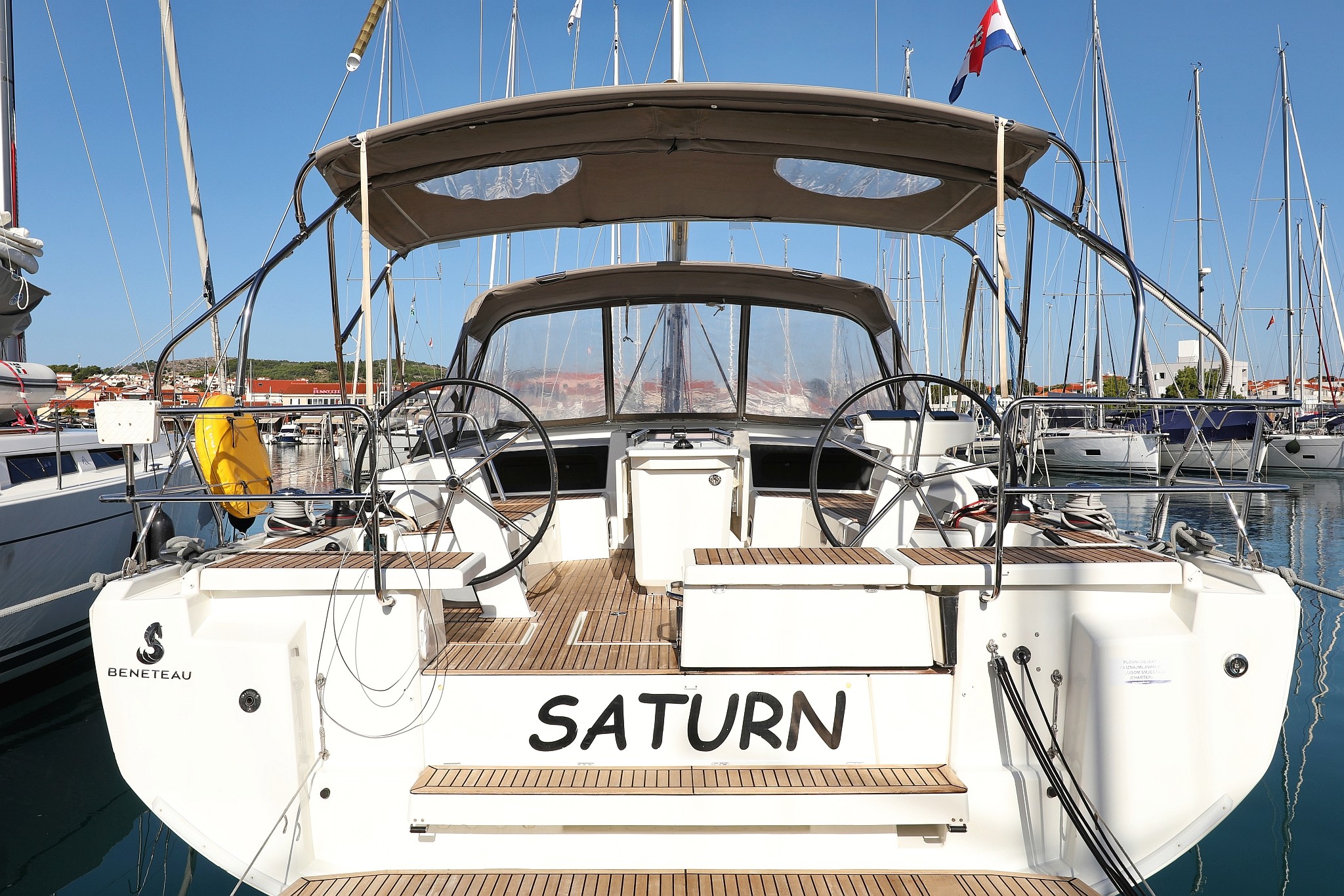 Oceanis 46.1, Saturn | Yacht Charter Croatia