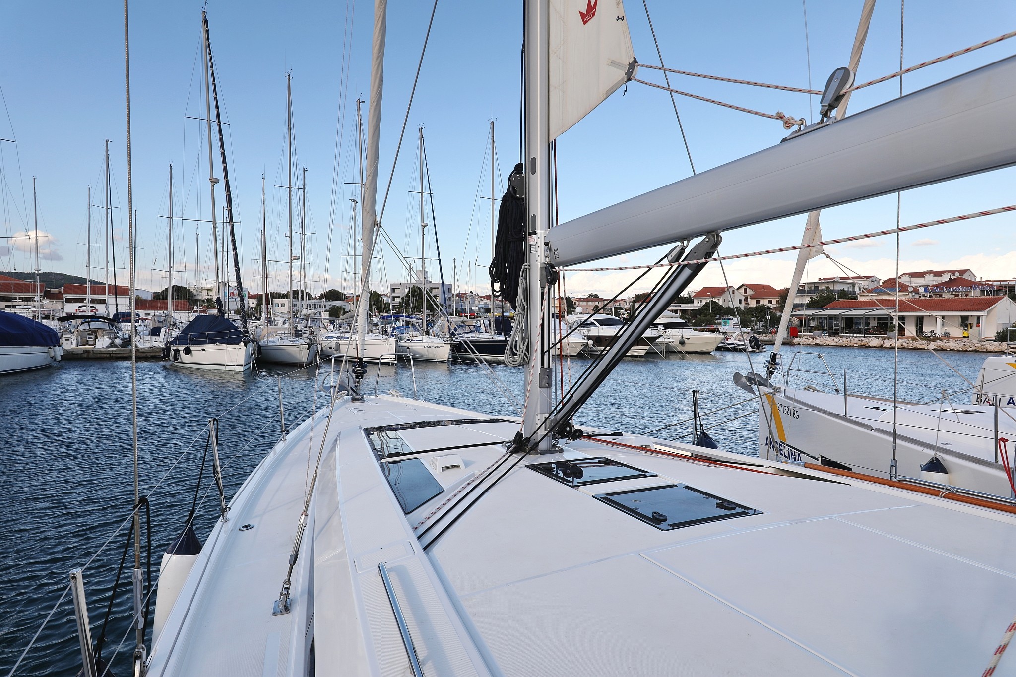 Oceanis 46.1, Arabella | Yacht Charter Croatia