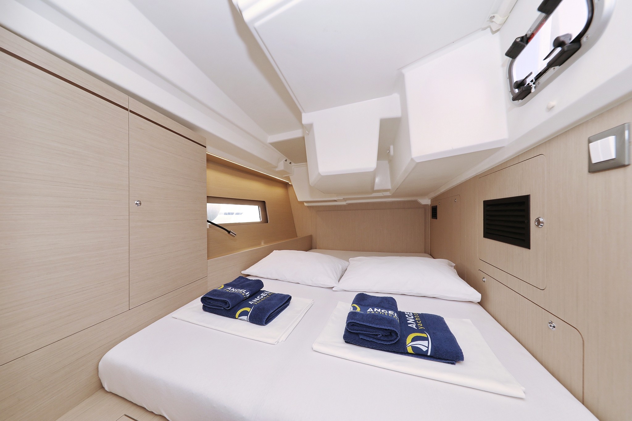Oceanis 46.1, Arabella | Yacht Charter Croatia