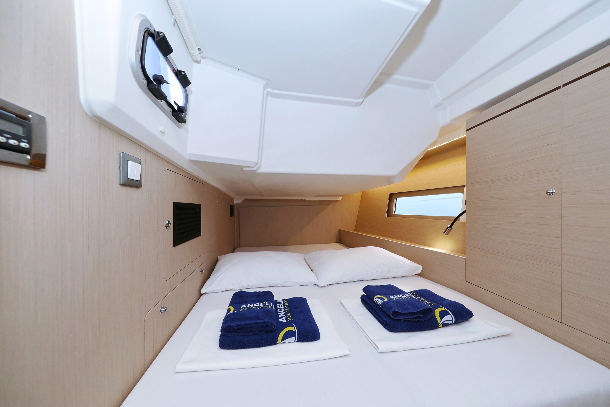 Oceanis 46.1, Arabella | Yacht Charter Croatia