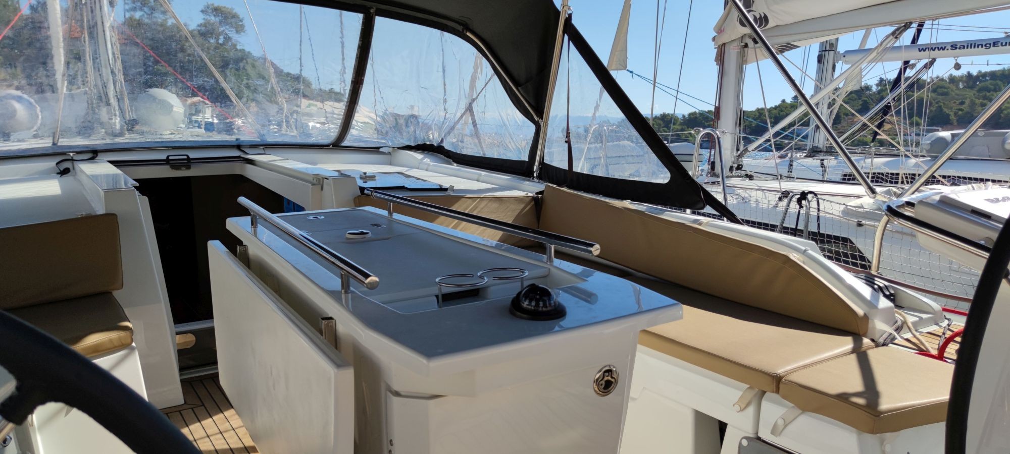 Oceanis 46.1, Everest | Yacht Charter Croatia