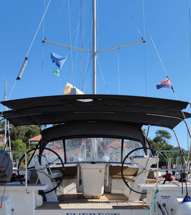 Oceanis 46.1, Everest | Yacht Charter Croatia